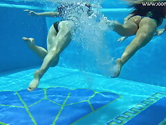 Diana Rius and Sheril Rosebutt hot lesbians underwater
