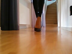 SEXY HIGH HEELS
