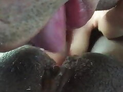 Tonguing ebony 18yo muff