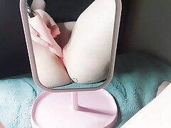 Jizzing while viewing my wet pussy