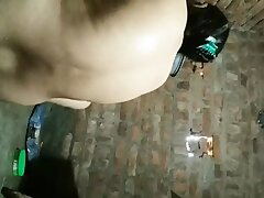 Tamil Indian Desi village aunty bathing hump video