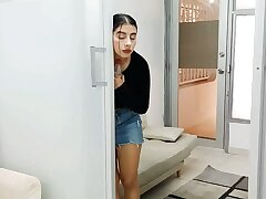 Give my stepbrother some fellatios in interchange for something interesting - Porno in Spanish