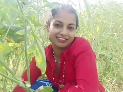 Cuckold the sister-in-law working on the farm by luring money In hindi voice