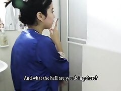 My stepsister's superslut comes in the shower for me to drill her booty - Porno in Spanish