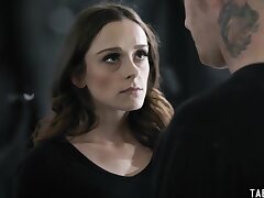 Fake ransom flick of teenage to scam her highly prosperous daddy
