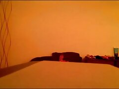 Jassi einen Dildo in die Muschi geschoben
