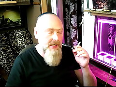 "Spin the flashlights, bitch!" Flick for Peter Stone's song, dedicated to his killer slut wife Aimee Super-steamy MILF... ))) (English subtutles)