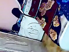 2 Niqab Muslim hotwife wifes sharing a man