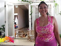 Sarah hot in rosy stretch pants