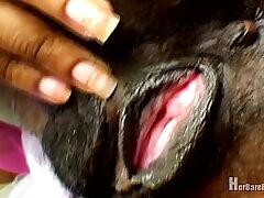 Tandra Ass Rubdown