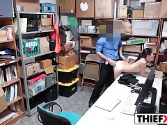 Innocent Teen Gives Me The Best Chisel Blowjob On First Date - I met her on Sxdates.com