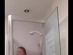 exgf thumbs in douche