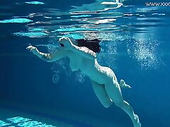 Russian Sheril teen submerged underwater