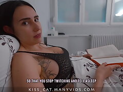 Step mom share couch with handjob!? Surprise - Step son bangs Step mummy with Creampie!