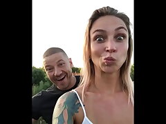 Quick outdoor oral job with final in throat