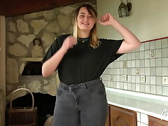 My intimate cunnilingus, eating my puss avidly (Squirt Orgasm 69)